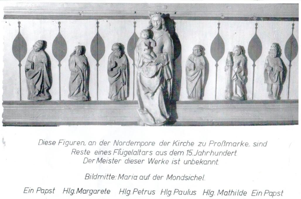 Figuren in der Kirche Proßmarke