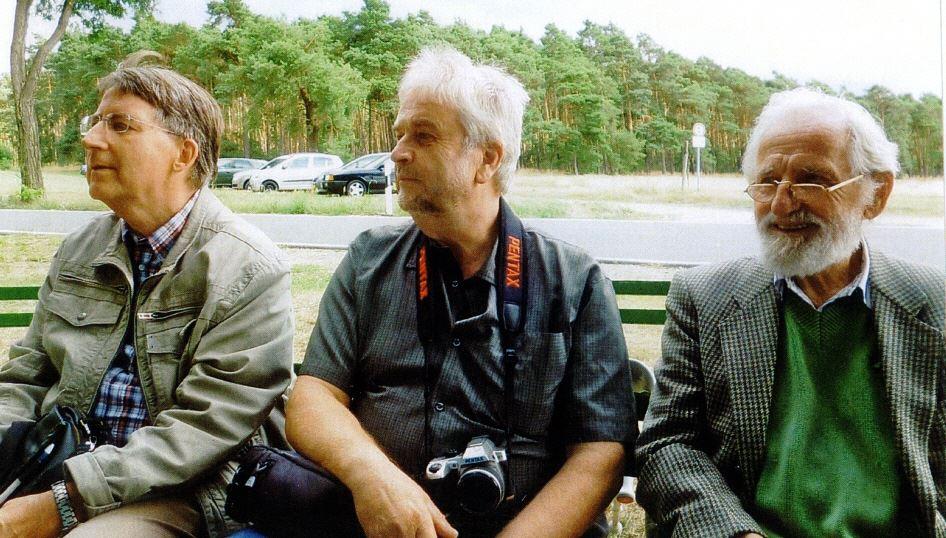 Harry Widmer (mitte) mit Mannfred Schmidt (rechts)